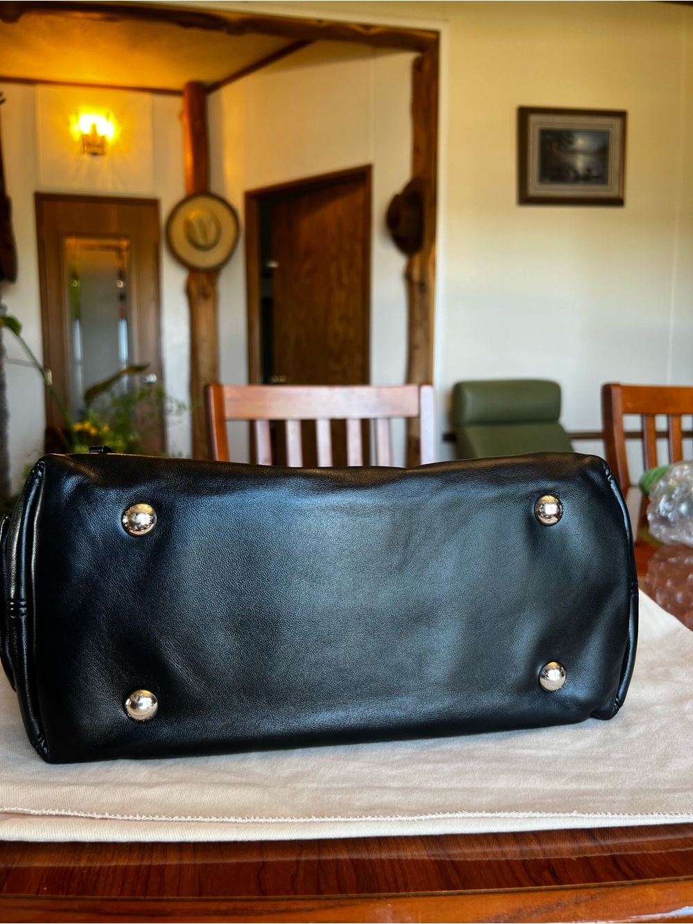 Louis Vuitton CarryAll Cargo Vibe PM - Picture 5 of 17